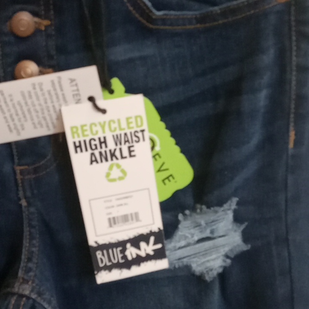 Jeans - Picture 3 of 3